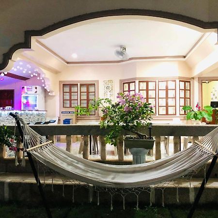 Dreamcatcher Hostel モアルボアル エクステリア 写真