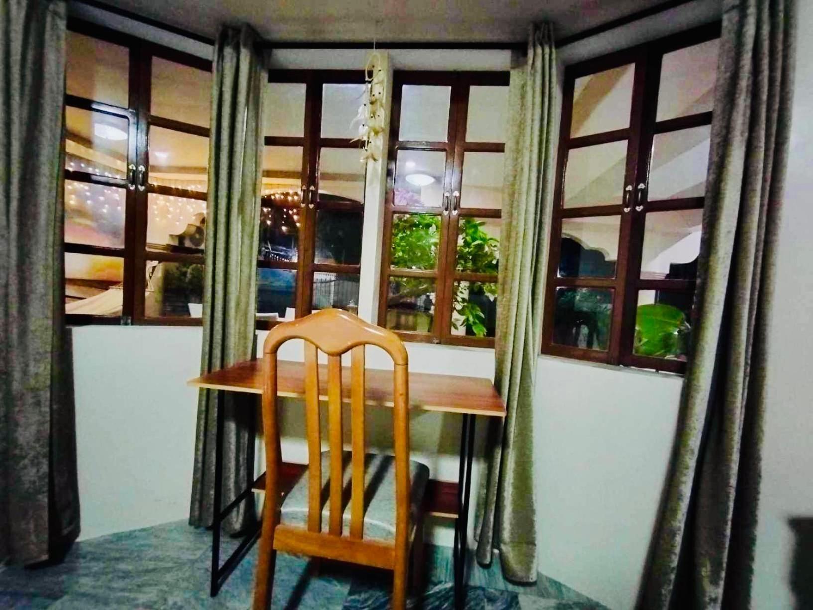 Dreamcatcher Hostel モアルボアル エクステリア 写真